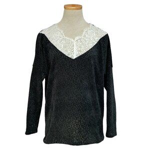 Miss U Top NWT Lovely Lace with Black Comfiness Blouse Size Medium M